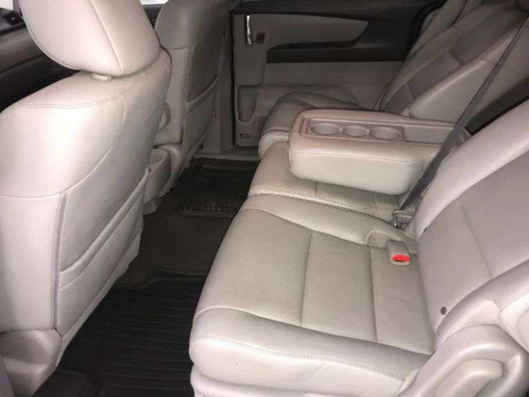 2014 HONDA ODYSSEY VIN# 5FNRL5H62EB129242 HAS KEY HAS TITLE RUNS AN DRIVES SEE DESCRIPTION