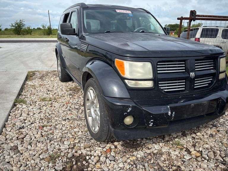 2007 DODGE NITRO VIN# 1D8GU58637W631620 HAS KEY HAS TITLE RUNS AN DRIVES SEE DESCRIPTION