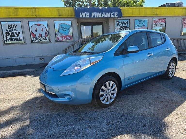 2015 NISSAN LEAF VIN# 1N4AZ0CP0FC324808 HAS KEY HAS TITLE RUNS AN DRIVES SEE DESCRIPTION