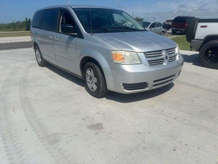 2009 DODGE CARAVAN VIN# 2D8HN44E19R623391 HAS KEY HAS TITLE RUNS AM DRIVES SEE DESCRIPTION