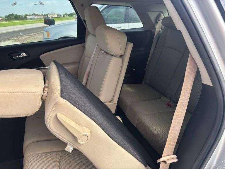 2010 DODGE JOURNEY VIN# 3C4PDCBG4CT153406 HAS KEY HAS TITLE RUNS AN DRIVES SEE DESCRIPTION