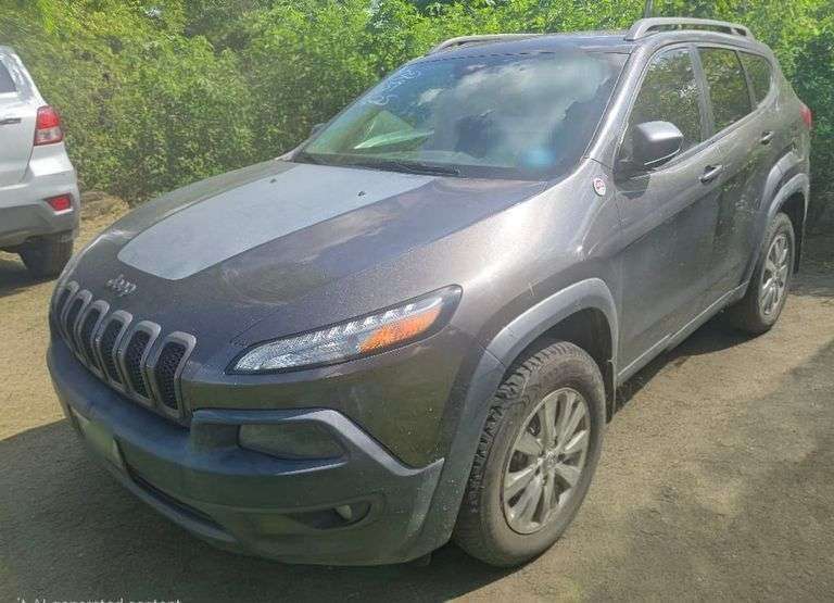 2014 JEEP CHEROKEE VIN# 1C4PJMBS2EW193225 NO KEY HAS VSF RUNS AN DRIVES PACK SEE DESCRIPTION
