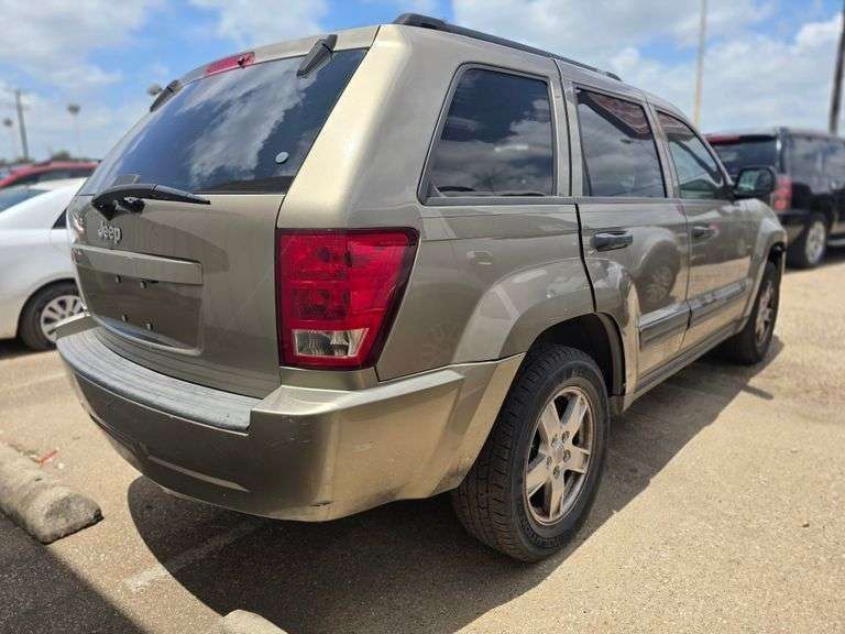 2006 JEEP GRAND CHEROKEE VIN# 1J4GS48K46C281677 HAS KEY HAS TITLE RUNS AN DRIVES SEE DESCRIPTION