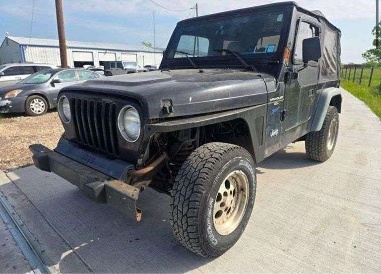 1998 JEEP WRANGLER VIN# 1J4FY19SXWP734359 HAS KEY HAS TITLE RUNS AN DRIVES SEE DESCRIPTION
