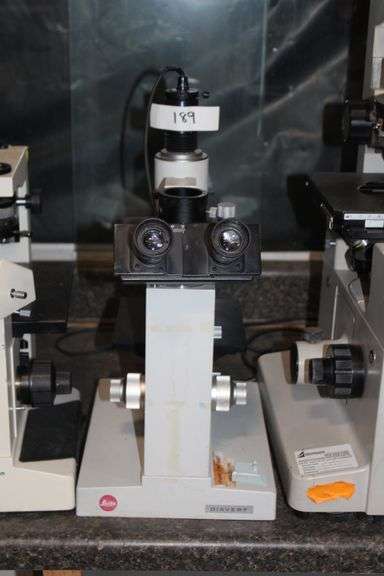 Leitz Diavert Phase Contrast Microscope - Dallas Online Auction Company