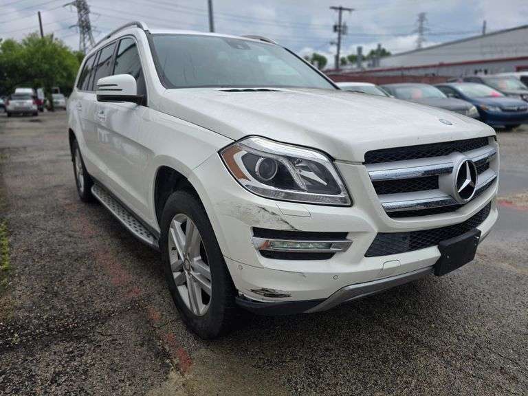 2014 MERCEDES GL450 VIN# 4JGDF7CE0EA348023 HAS KEY HAS TITLE RUNS AN DRIVES SEE DESCRIPTION