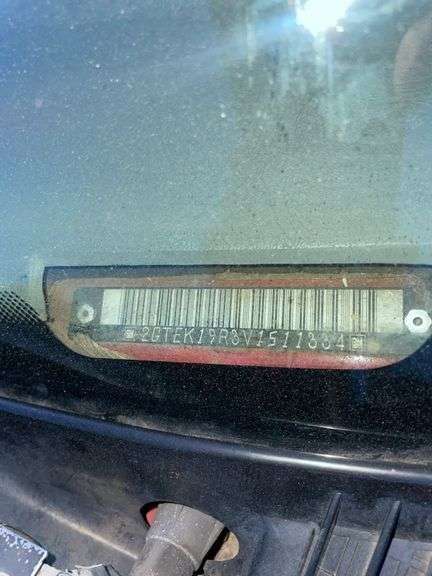 1997 GMC SIERRA 4X4 VIN# 2GTEK19R3V1511334 HAS KEY HAS TITLE RUNS AN DRIVES SEE DESCRIPTION