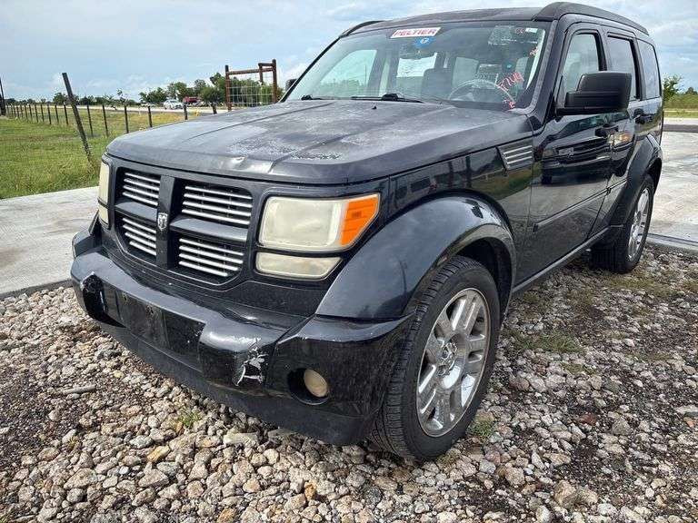 2007 DODGE NITRO VIN# 1D8GU58637W631620 HAS KEY HAS TITLE RUNS AN DRIVES SEE DESCRIPTION