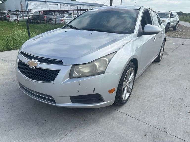 2012 CHEVY CRUZ VIN# 1G1PG5SC2C7146760 HAS KEY HAS TITLE RUNS AN DRIVES SEE DESCRIPTION