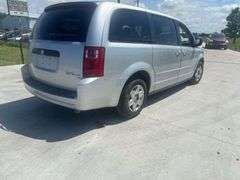 2009 DODGE CARAVAN VIN# 2D8HN44E19R623391 HAS KEY HAS TITLE RUNS AM DRIVES SEE DESCRIPTION