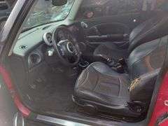 2003 Mini Cooper S VIN# WMWRE33443TD7233 HAS KEY HAS TITLE RUNS AN DRIIVES SEE DESCRIPTION