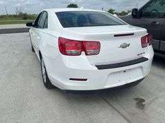 2013 CHEVY MALIBU VIN# 1G11D5SR3DF180295 HAS KEY HAS TITLE RUNS AN DRIVES SEE DESCRIPTION