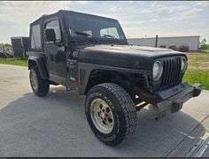 1998 JEEP WRANGLER VIN# 1J4FY19SXWP734359 HAS KEY HAS TITLE RUNS AN DRIVES SEE DESCRIPTION