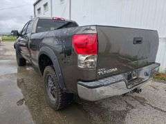 2007 TOYOTA TUNDRA VIN# 5TFST54157X001999 HAS KEY HAS TITLE RUNS AN DRIVES SEE DESCRIPTION