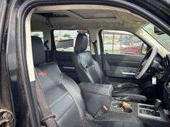 2007 DODGE NITRO VIN# 1D8GU58637W631620 HAS KEY HAS TITLE RUNS AN DRIVES SEE DESCRIPTION