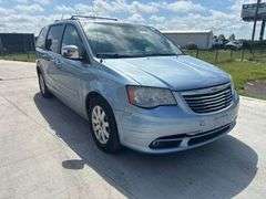2012 CHRYSLER TOWN AN COUNTRY VIN# 2C4RC1CG1CR376570 HAS KEY HAS TITLE RUNS AN DRIVES SEE.DESCRIPTION