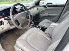 2008 BUICK LUCRENE VIN# 1G4HE57Y08U107935 HAS KEY HAS TITLE RUNS AN DRIVES SEE DESCRIPTION