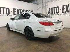 2010 HYUNDIA GENSIS VIN# KMHGC4DF5AU071616 HAS KEY HAS TITLE RUNS AN DRIVES SEE DESCRIPTION