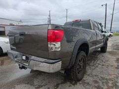 2007 TOYOTA TUNDRA VIN# 5TFST54157X001999 HAS KEY HAS TITLE RUNS AN DRIVES SEE DESCRIPTION