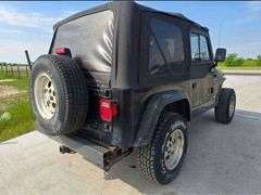 1998 JEEP WRANGLER VIN# 1J4FY19SXWP734359 HAS KEY HAS TITLE RUNS AN DRIVES SEE DESCRIPTION