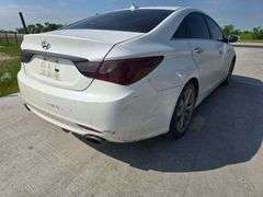 2011 HYUNDIA SONATA VIN# 5NPEC4AC1BH204938 HAS KEY HAS TITLE RUNS AN DRIVES SEE DESCRIPTION