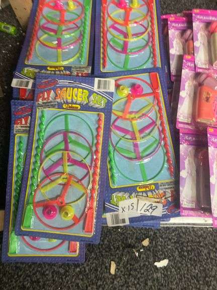 FLY SAUCER DELUXE TOY SET