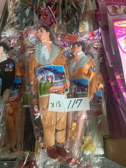 MALE FASHION DOLLS APROX 12"H MADE BY XING FA JING PIN