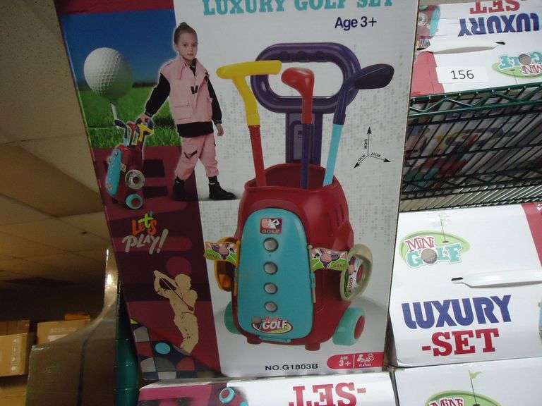 NEW! KIDS PLASTIC GOLF SET