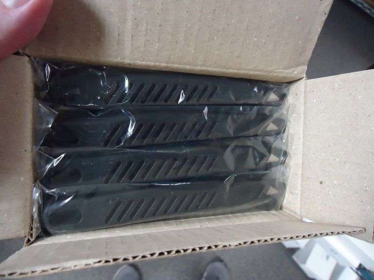 NEW! CASE OF 12 ONE TIME BOX CUTTERS