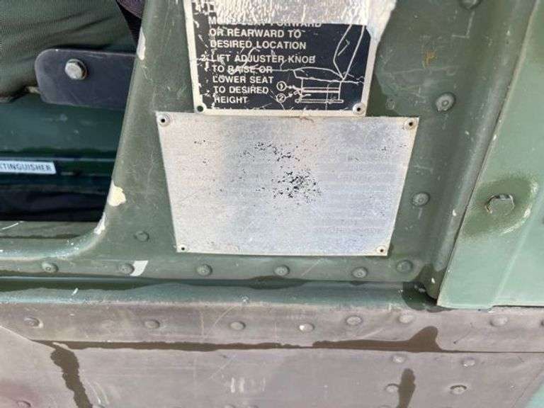 2004 AMERICAN GENERAL HUMMER 4X4 DIESEL HAS KEY HAS TITLE RUNS AN DRIVES SEE DESCRIPTION