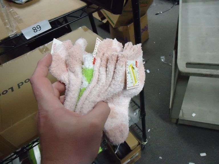 NEW! 4-PACKS OF KIDS SOFT SOCKS