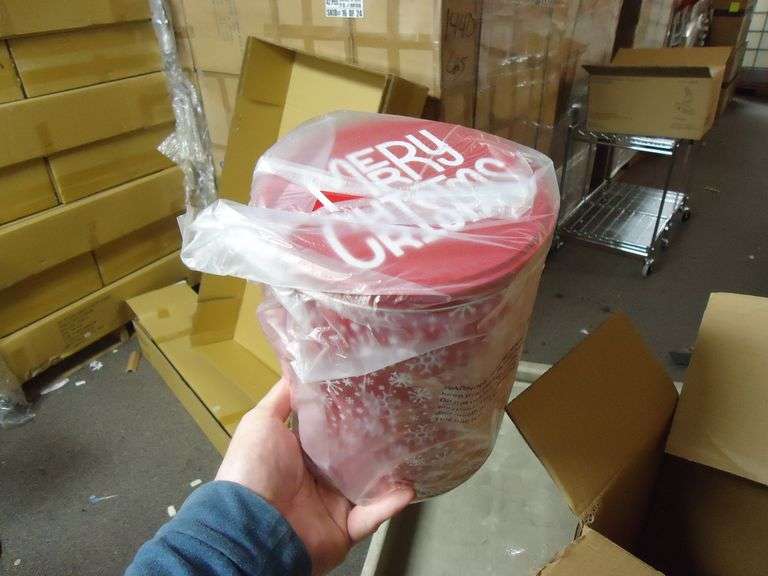 NEW! CHRISTMAS TREAT TIN