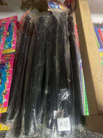 POLICE CLUB PLASTIC TOY APROX 20"L