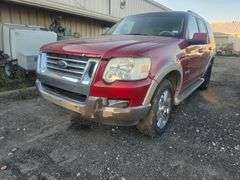 2006 FORD EXPLORER HAS KEY HAS TITLE RUNS AN DRIVES SEE  DESCRIPTION