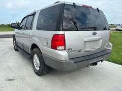 2004 FORD EXPEDITION HAS KEY HAS TITLE RUNS AN DRIVES SEE DESCRIPTION