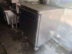 2020 24FT FOOD TRAILER HAS KEY BILL OF SALE SEE DESCRIPTION