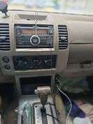 2011 NISSAN PATHFINDER HAS KEY HAS TITLE RUNS AN DRIVES SEE DESCRIPTION