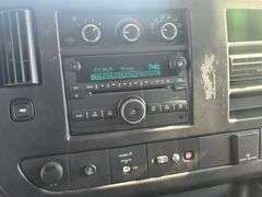 2017 CHEVY EXPRESS CARGO HAS KEY HAS TITLE RUNS AN DRIVES SEE DESCRIPTION