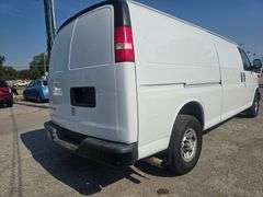 2017 CHEVY EXPRESS CARGO HAS KEY HAS TITLE RUNS AN DRIVES SEE DESCRIPTION