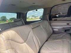 2001 GMC YUKON HAS KEY HAS TITLE RUNS AN DRIVES SEE DESCRIPTION