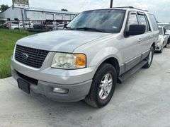 2004 FORD EXPEDITION HAS KEY HAS TITLE RUNS AN DRIVES SEE DESCRIPTION