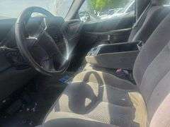 2005 CHEVY SILVERADO DIESEL 2500 NO KEY HAS TITLE SEE DESCRIPTION