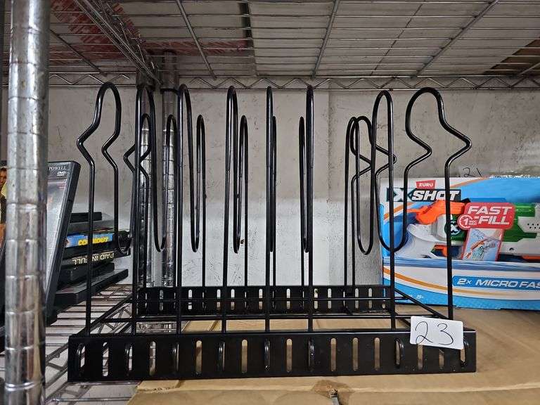BLACK METAL CUSTOMIZABLE MOUNTING RACK APROX 12.5"L