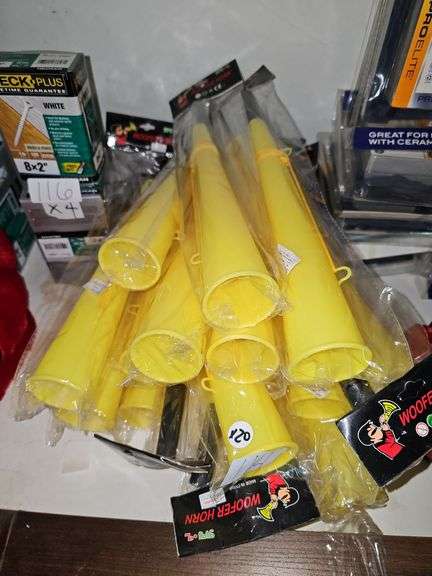 HU-L WOOFER HORN WITH ROPE SLING