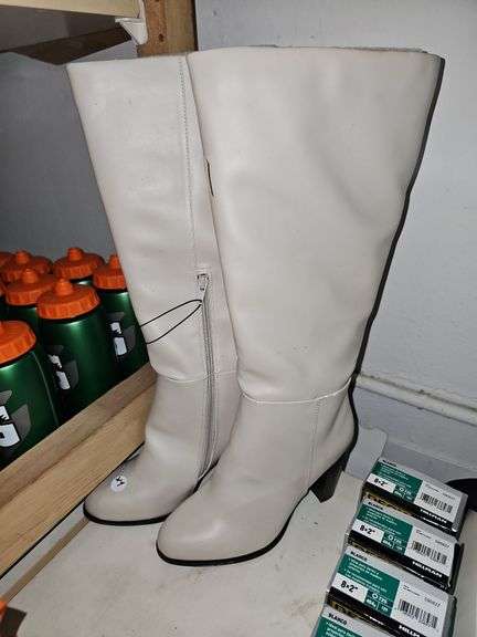 A NEW DAY OFF-WHITE HIGH HEEL BOOTS