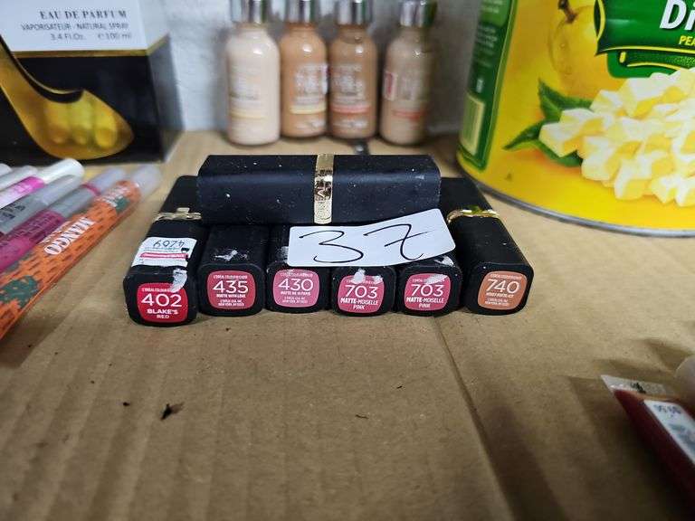 L'OREAL COLOR RICHE LIPSTICK IN VARIOUS SHADES