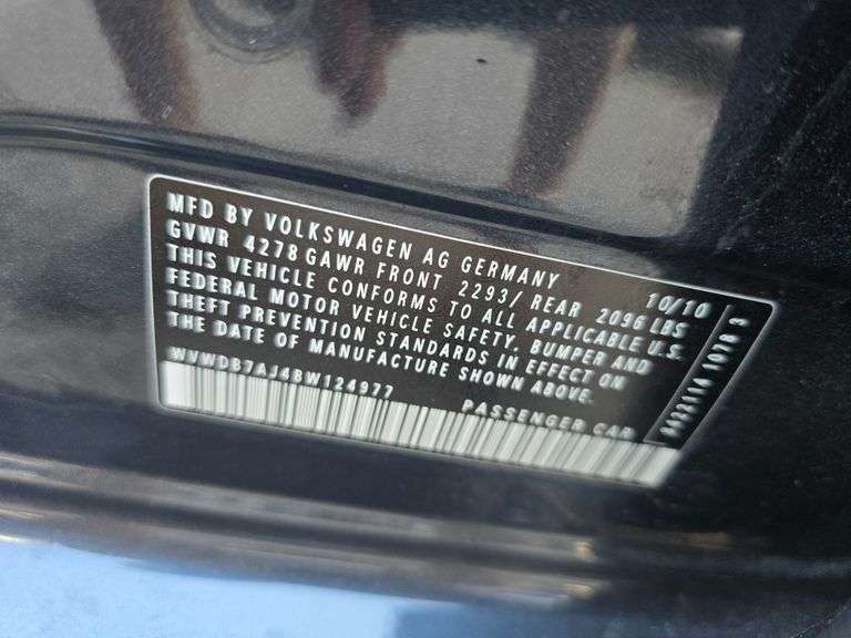 2011 VW GOLF HAS KEY HAS TITLE RUNS&DRIVES