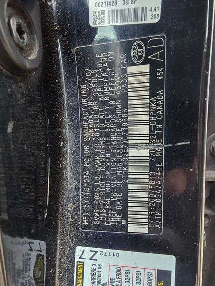 2008 TOYOTA MATRIX HAS KEY HAS TITLE RUNS&DRIVES