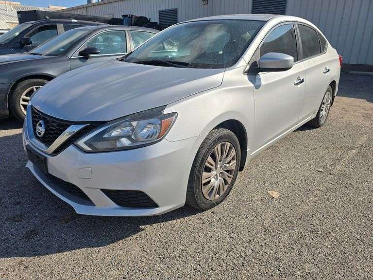 2016 NISSAN SENTRA HAS KEY HAS TITLE RUNS&DRIVES