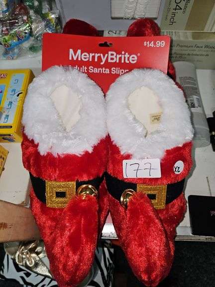 MERRY BRITE ADULT SANTA SLIPPERS WITH JINGLE BELL SIZE MEDIUM (7-8)